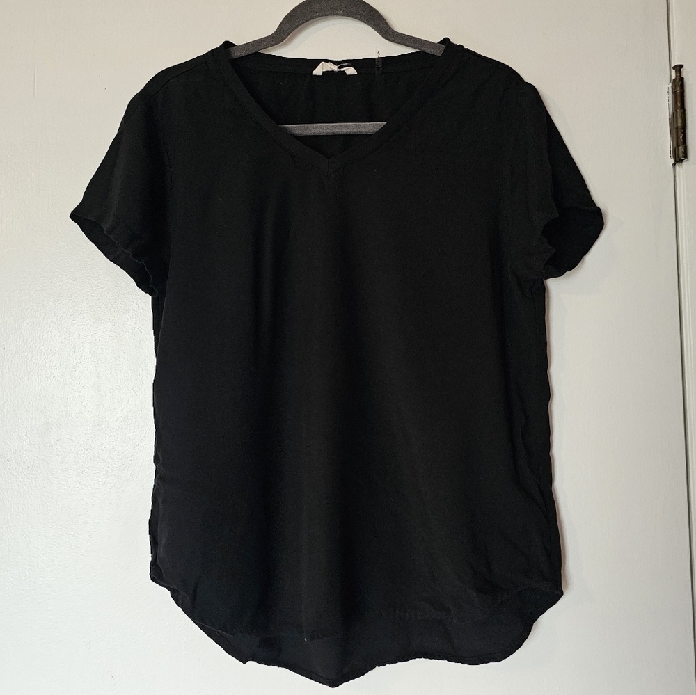 Ci Sono black loose v-neck short-sleeve t-shirt Size L